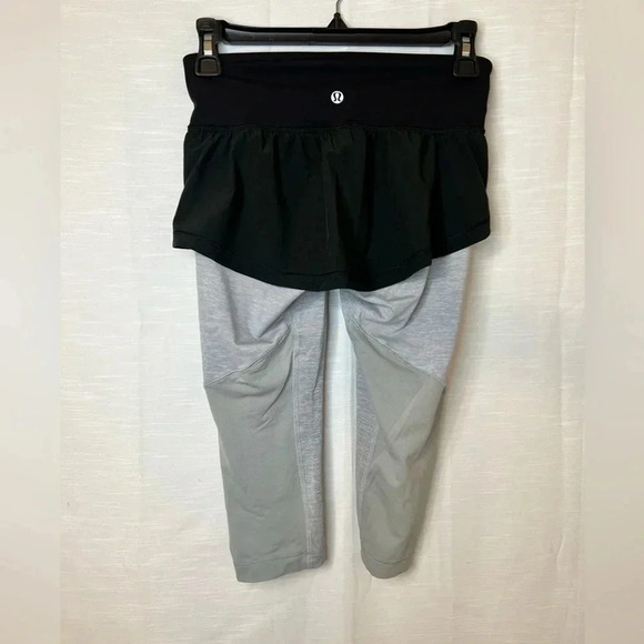 Lululemon Spin It To Win It Crop Size 4 - Picture 4 of 6